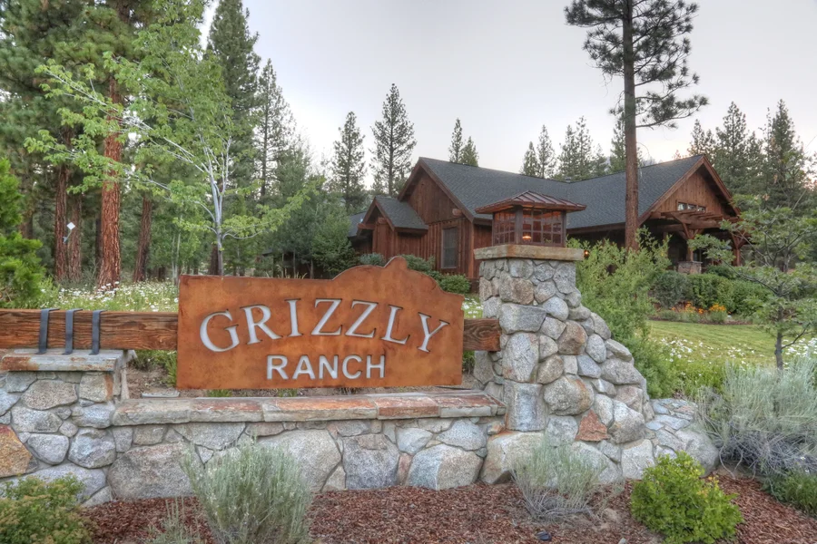 Grizzly Ranch entrance sign