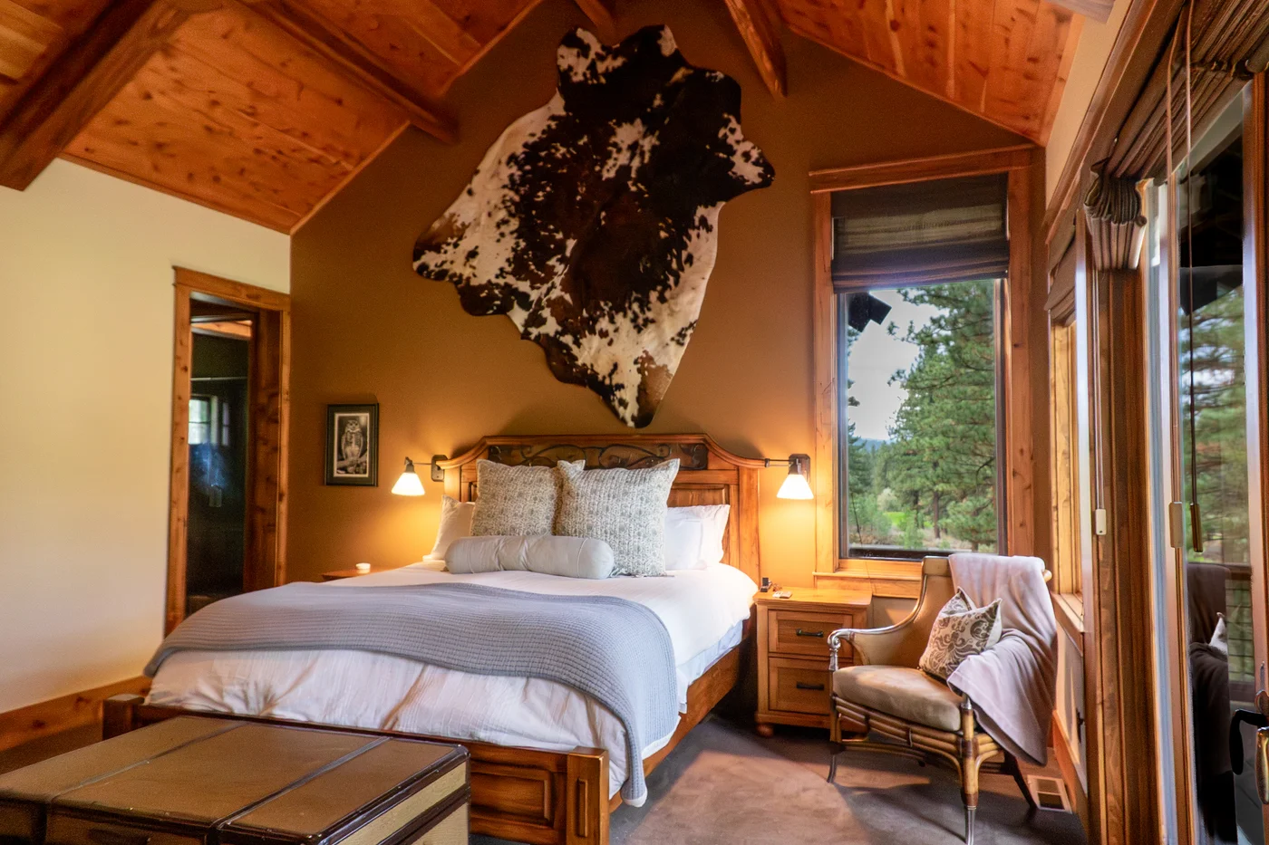 Grizzly Ranch — private bedroom with vaulted ceiling and mountain views